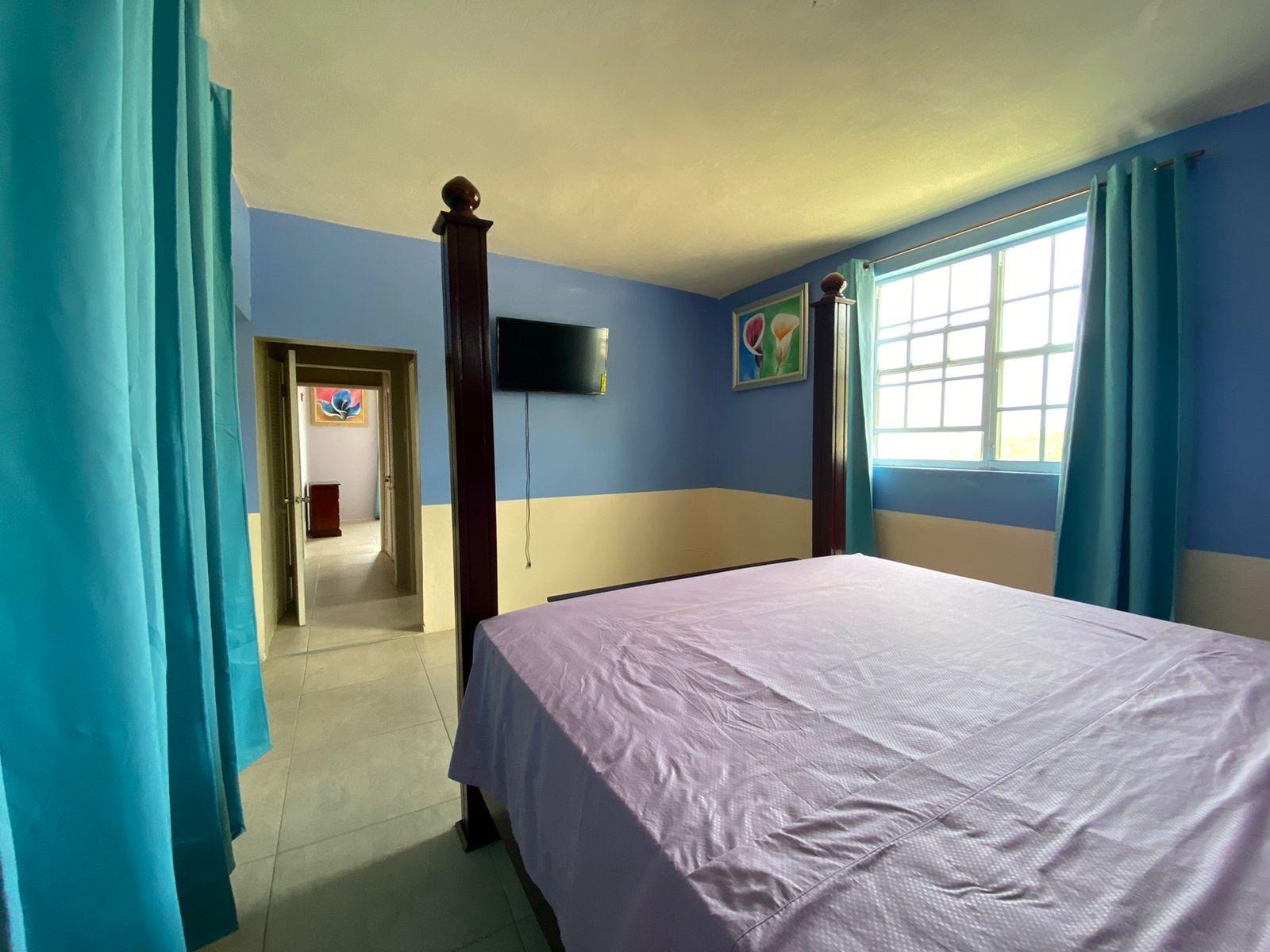 Stunning-3-Bedroom-Apartment-for-Sale-in-Sterling-Castle-Jamaica Thirteenth image of 5-7 Powell Close in Kingston 19, St. Andrew, Jamaica - property is For Sale