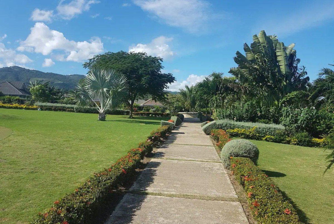 Twenty-First image of 569- Heleconia Avenue in Richmond, St. Ann, Jamaica - property is For Rent