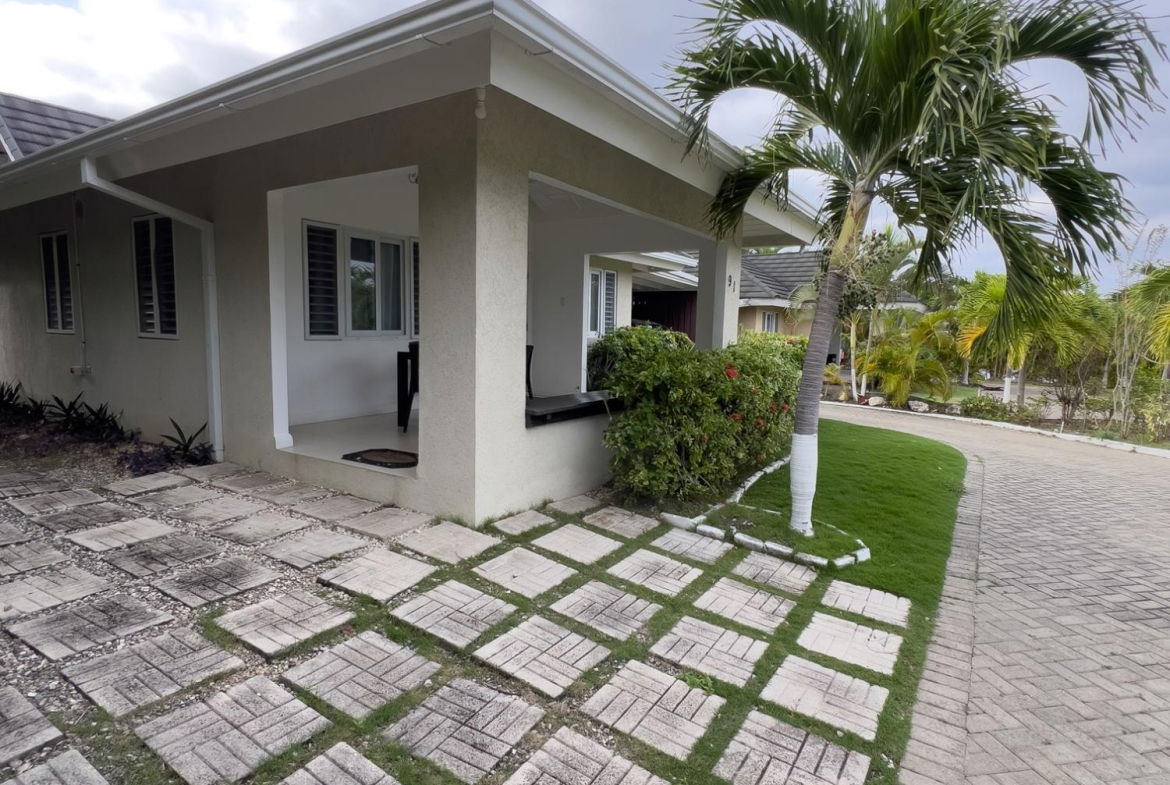 Second image of 91 Gardenia Ave in Richmond, St. Ann, Jamaica - property is For Sale