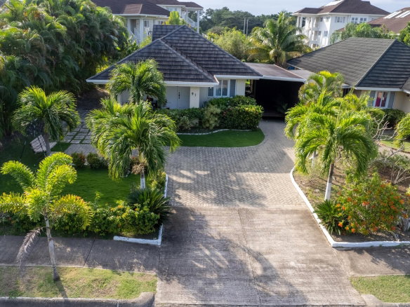 First image of 91 Gardenia Ave in Richmond, St. Ann, Jamaica - property is For Sale