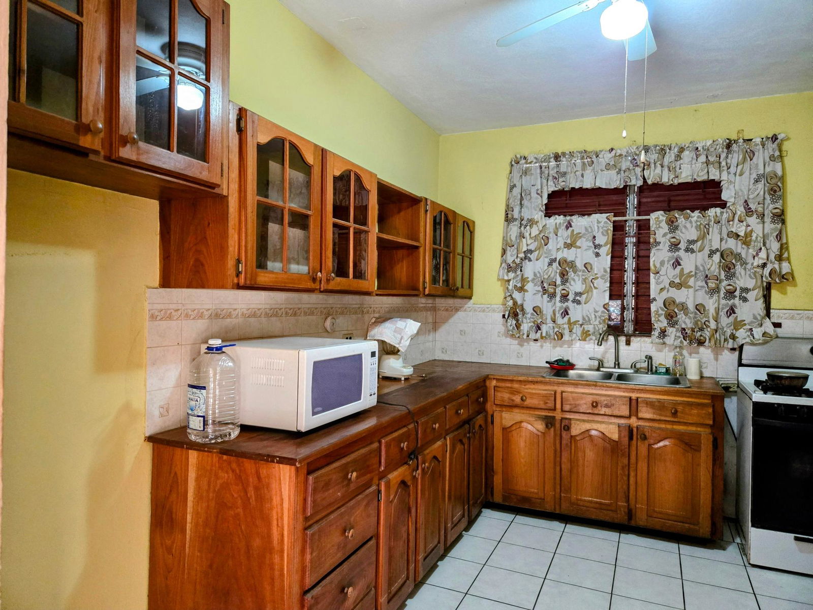 Third image of 33 Marine Drive in Kingston 17, St. Andrew, Jamaica - property is For Sale