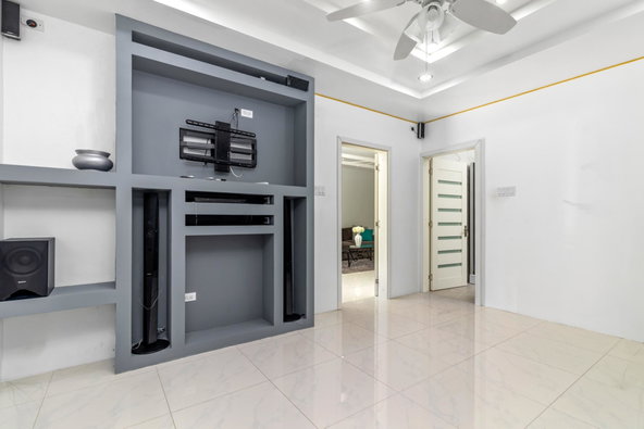 Eleventh image of 12 Hurlingham Drive in Meadowbrook, St. Andrew, Jamaica - property is For Sale