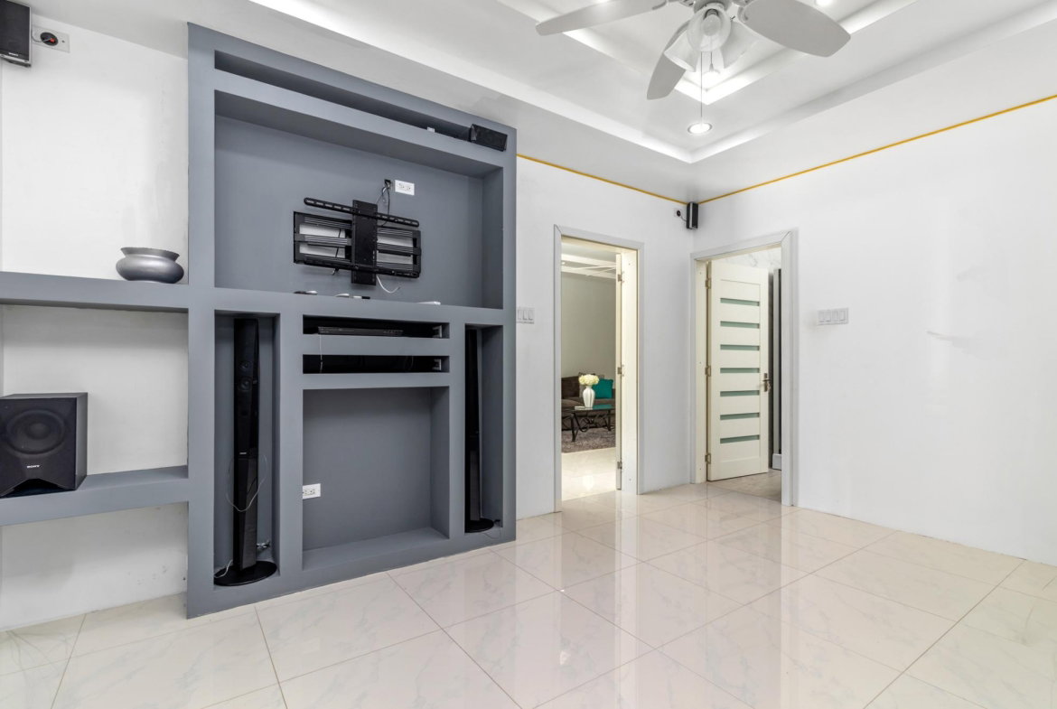 Thirteenth image of 12 Hurlingham Drive in Meadowbrook, St. Andrew, Jamaica - property is For Sale