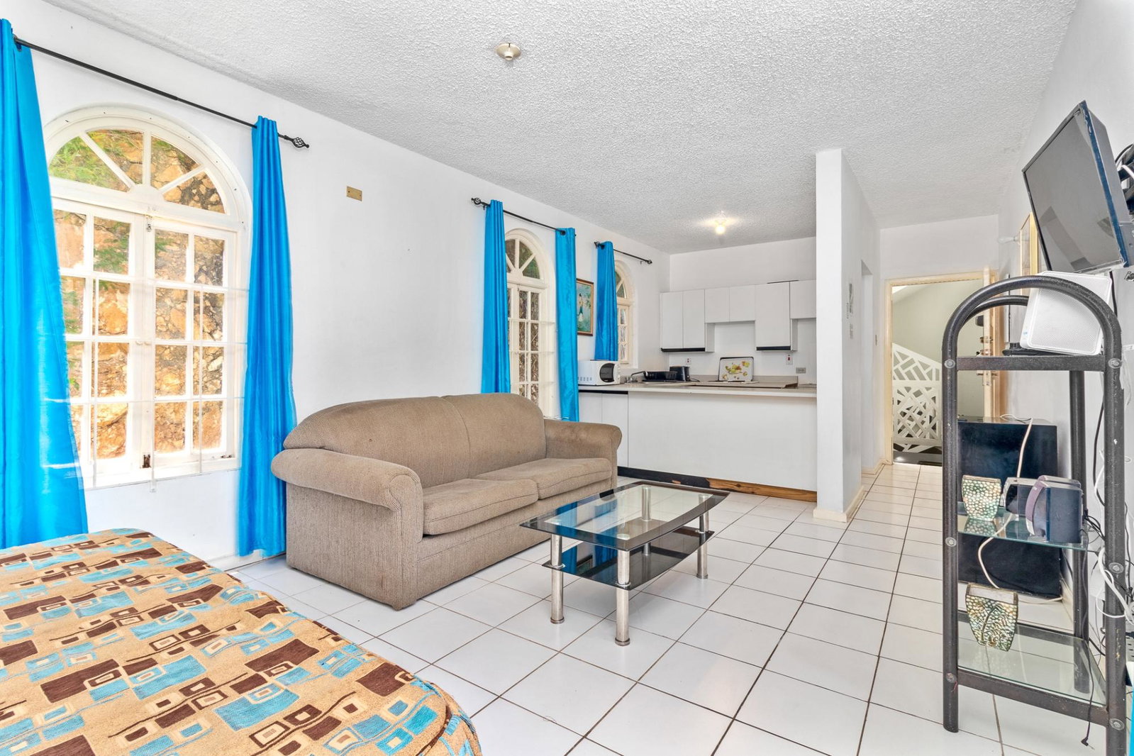 Eleventh image of Block H6- Columbus Hgt Sky Castle in Ocho Rios, St. Ann, Jamaica - property is For Sale