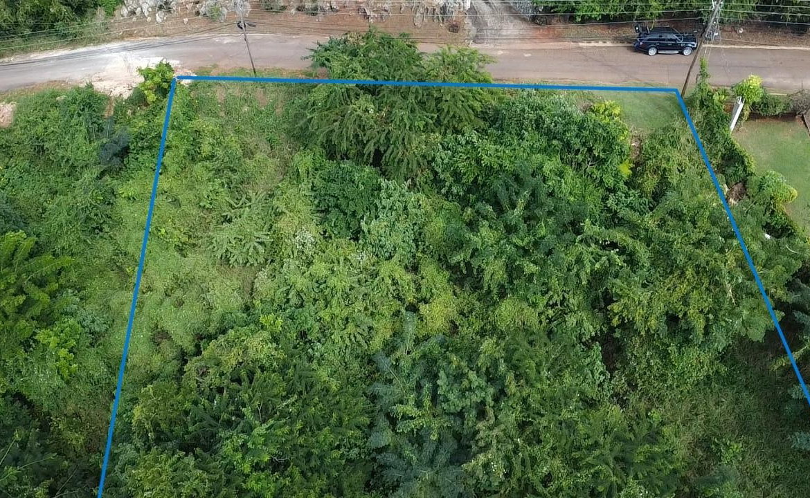 Fourth image of Amethyst Drive in Kingston 19, St. Andrew, Jamaica - property is For Sale