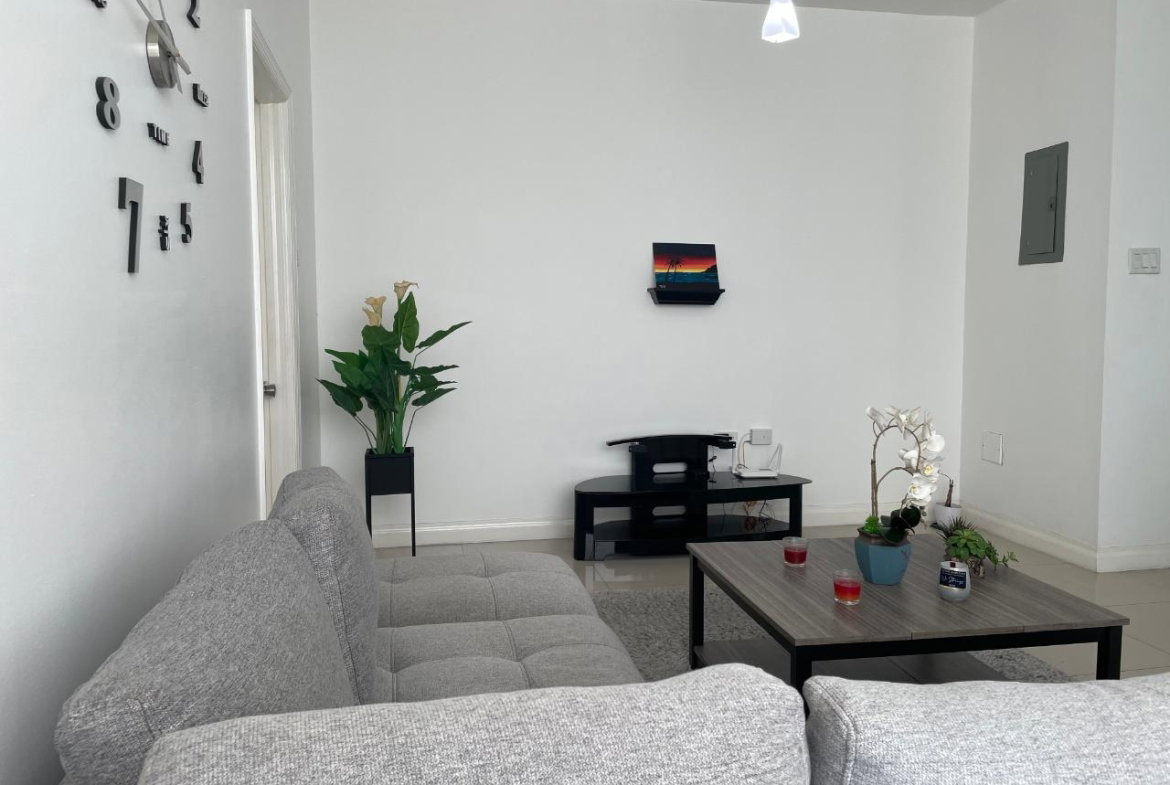 Second image of 10 Surbiton Ave, Kingston 10 in Kingston 10, St. Andrew, Jamaica - property is For Rent