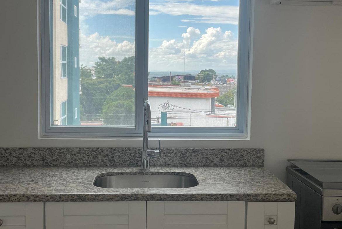 Thirteenth image of 10 Surbiton Ave, Kingston 10 in Kingston 10, St. Andrew, Jamaica - property is For Rent