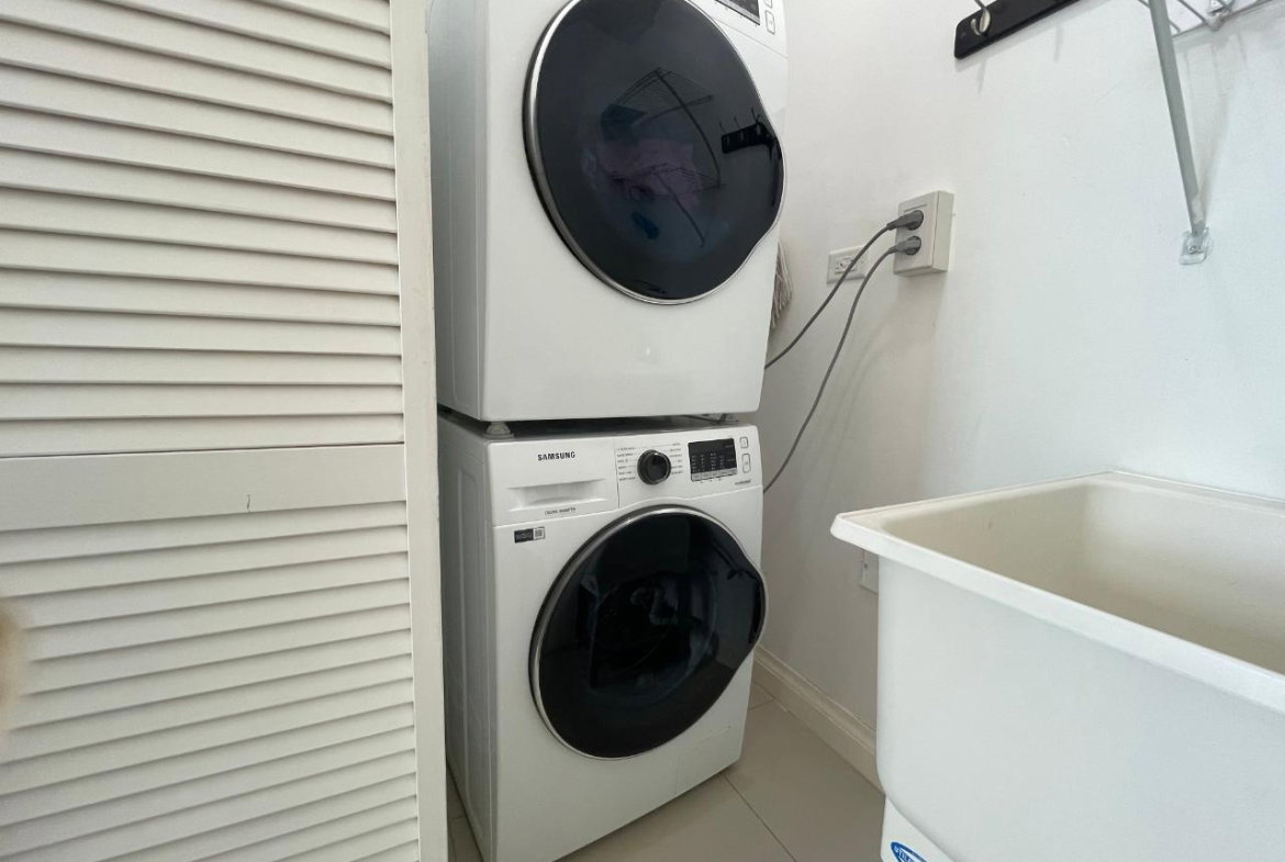 Fifteenth image of 10 Surbiton Ave, Kingston 10 in Kingston 10, St. Andrew, Jamaica - property is For Rent