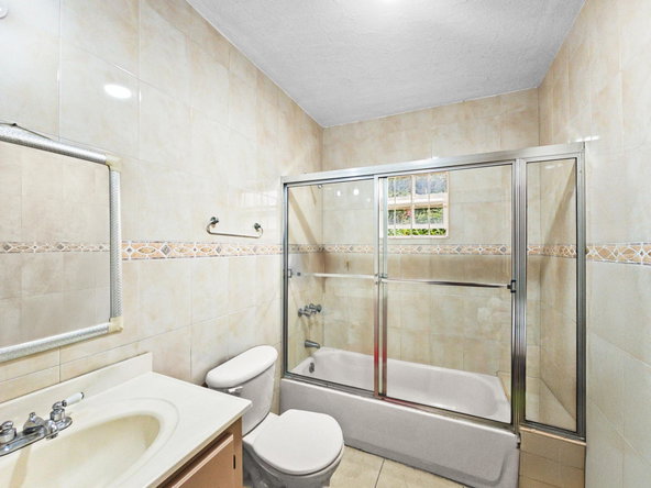 Eighth image of 4-2 Hillary Avenue in Kingston 10, St. Andrew, Jamaica - property is For Sale