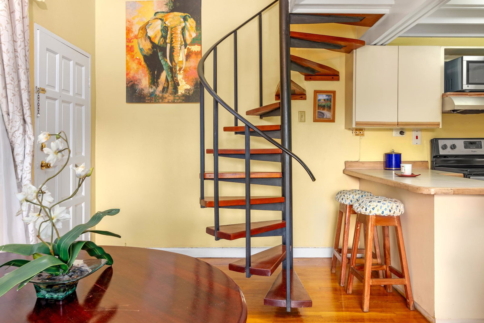 Ninth image of A204-3 Seaview Avenue in Kingston 6, St. Andrew, Jamaica - property is For Rent