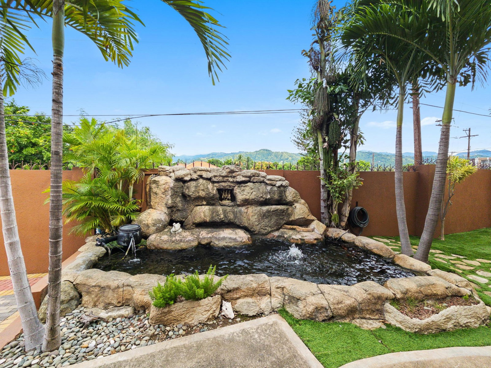 Twelfth image of 7a Richings Avenue in Kingston 6, St. Andrew, Jamaica - property is For Rent