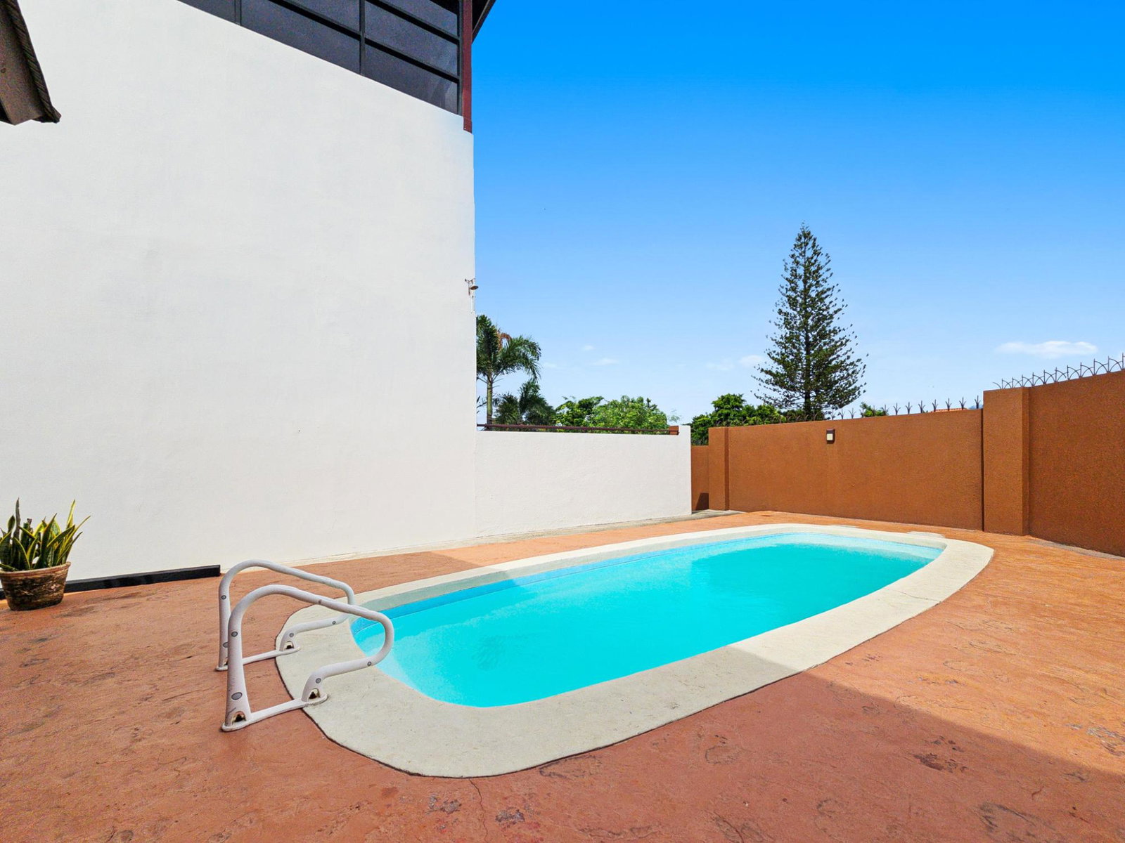 Thirteenth image of 7a Richings Avenue in Kingston 6, St. Andrew, Jamaica - property is For Rent