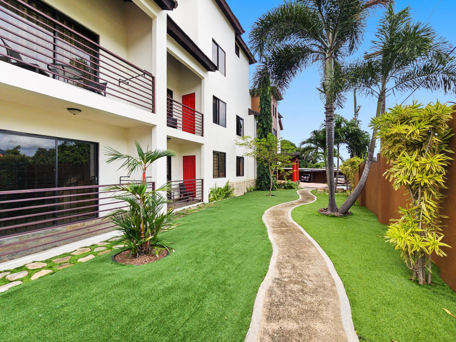 Tenth image of 7a Richings Avenue in Kingston 6, St. Andrew, Jamaica - property is For Rent