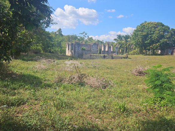 First image of Waterloo Burnt Ground, sa in Burnt Ground, St. Elizabeth, Jamaica - property is For Sale
