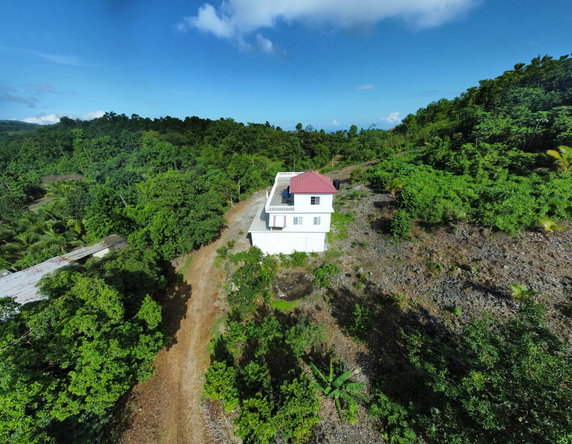 Sixth image of Part of Paradise, Shrewsb in Hope Bay, Portland, Jamaica - property is For Sale