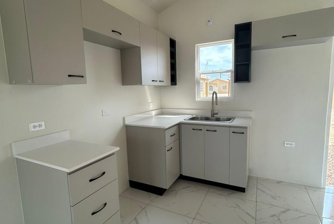 Fourth image of 889- Phoenix Park Village 2 in Phoenix Park, St. Catherine, Jamaica - property is For Rent
