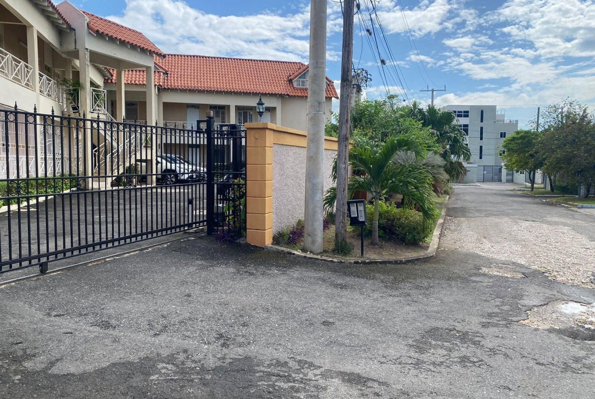 Seventh image of 3-12 Roehampton in Kingston 19, St. Andrew, Jamaica - property is For Rent
