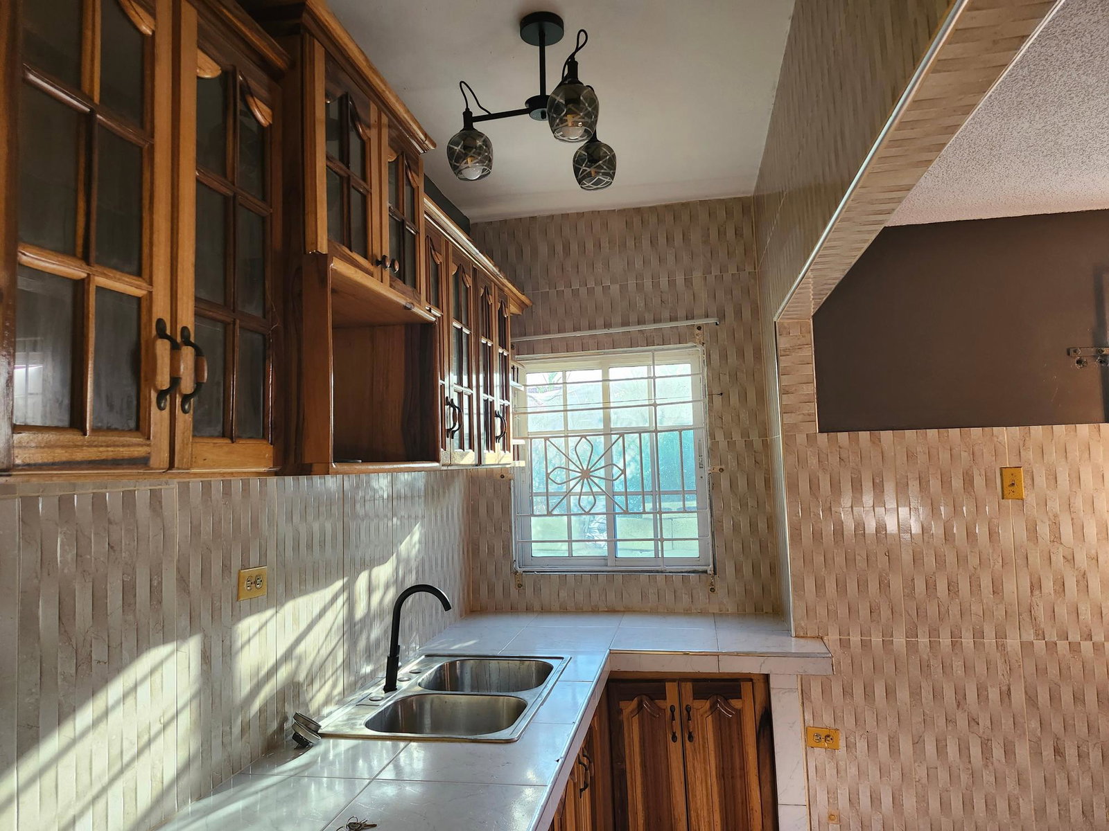 Eleventh image of Lot 463-463 Eltham Acres in Spanish Town, St. Catherine, Jamaica - property is For Rent