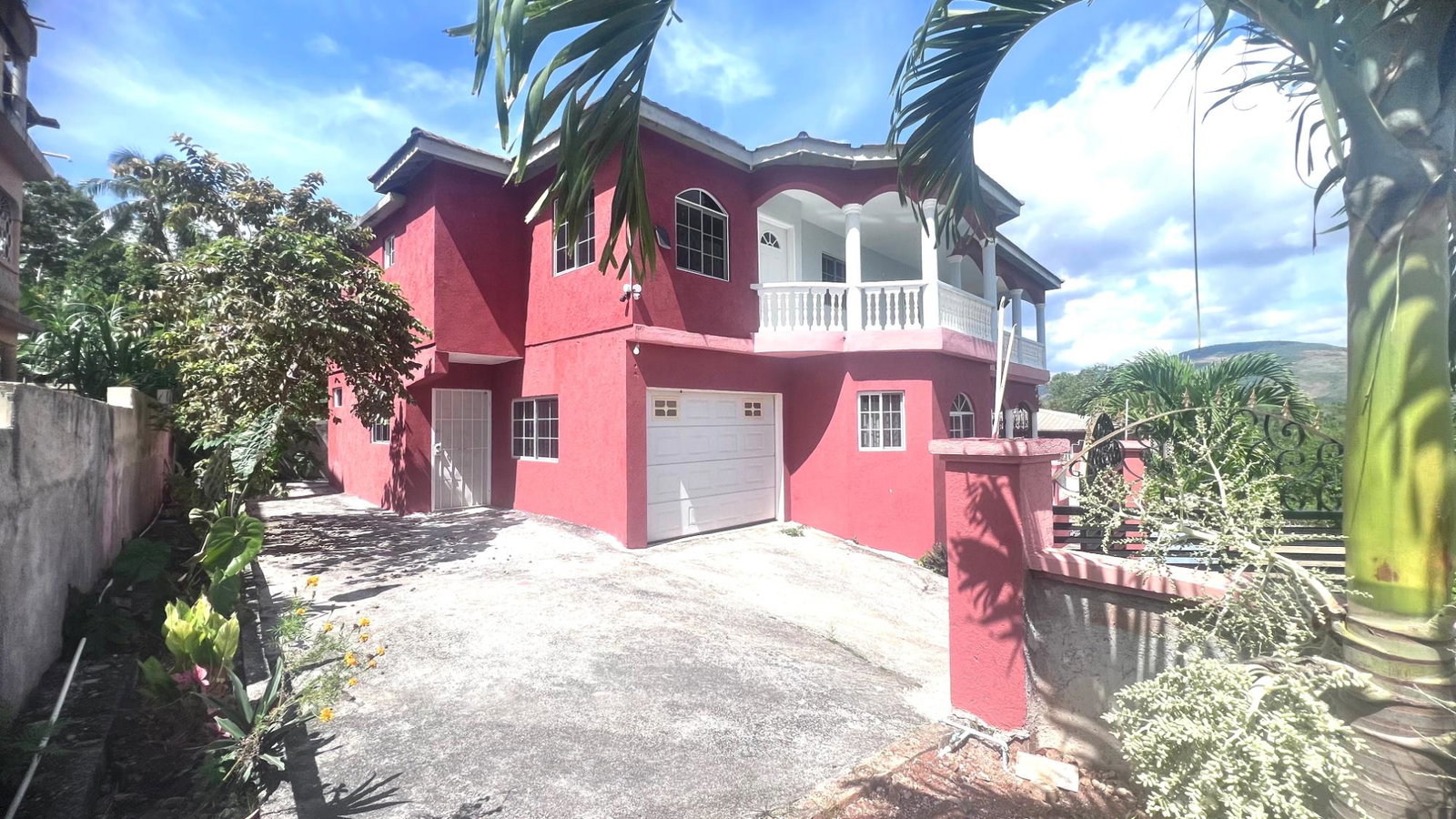 4-Apartment-Complex-for-Sale-in-Hanbury-Mandeville-Live-Earn Second image of Hanbury, Mandeville Manch in Hanbury, Manchester, Jamaica - property is For Sale