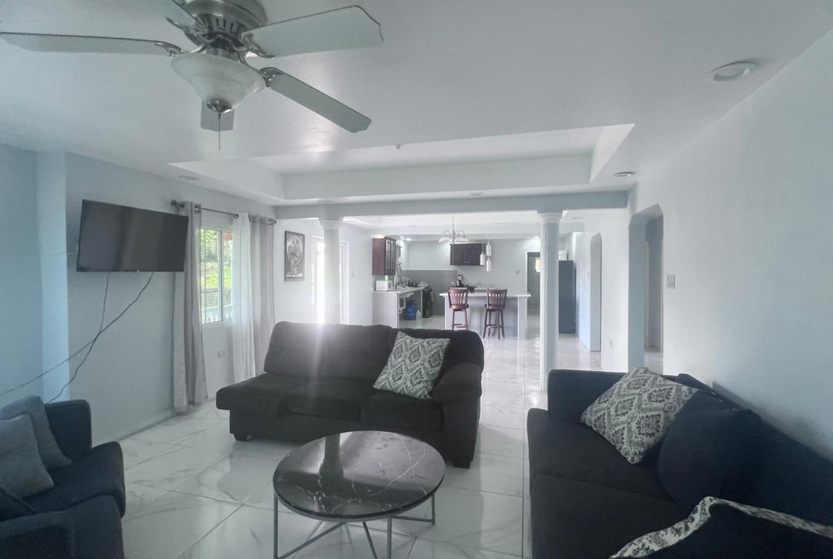 Tenth image of Hanbury, Mandeville Manch in Hanbury, Manchester, Jamaica - property is For Sale