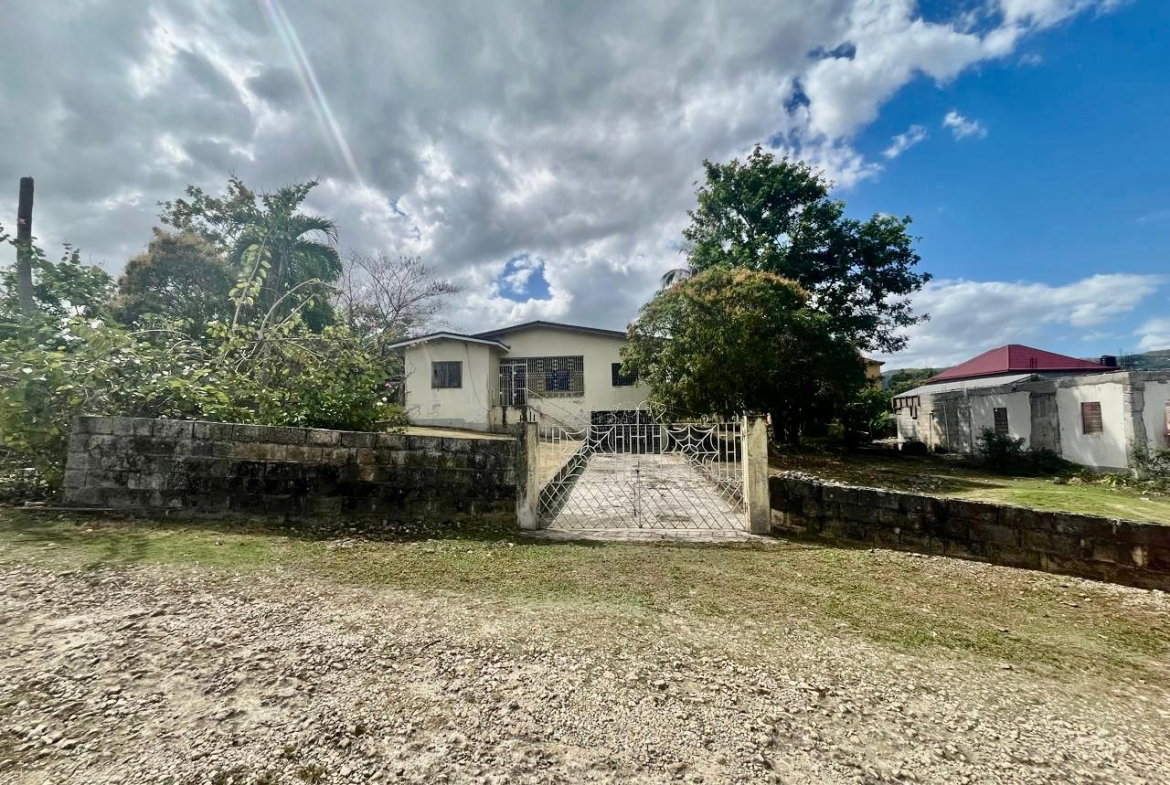 Second image of Longwood, Santa Cruz in Santa Cruz, St. Elizabeth, Jamaica - property is For Sale