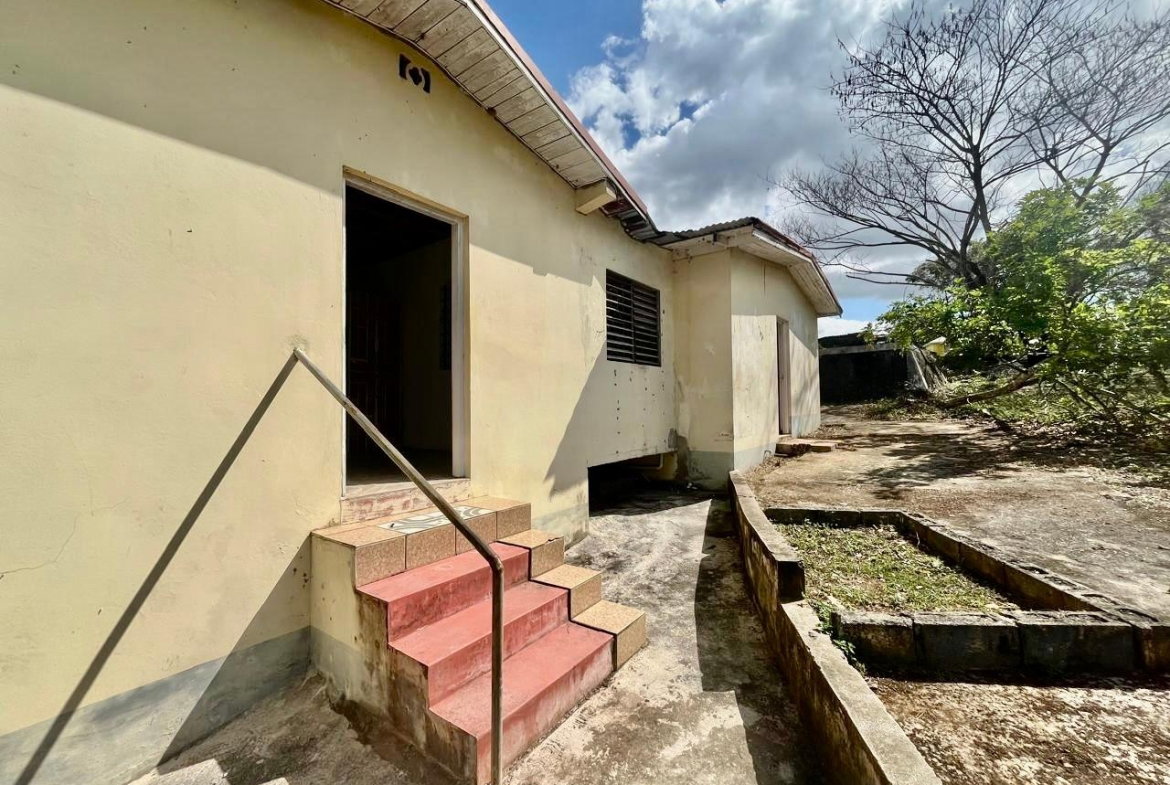 Fifteenth image of Longwood, Santa Cruz in Santa Cruz, St. Elizabeth, Jamaica - property is For Sale