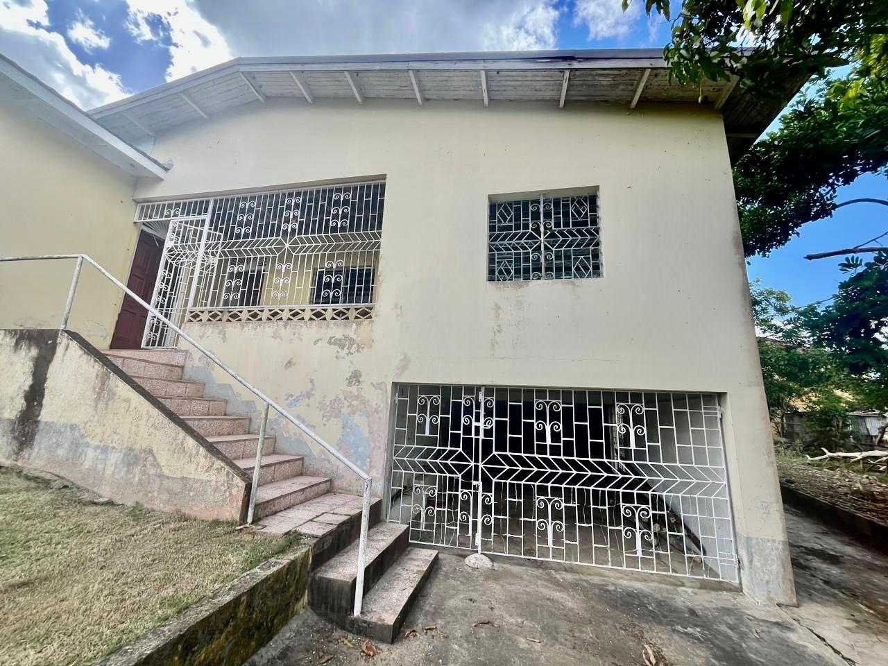 4-Bedroom-Fixer-Upper-in-Longwood-St.-Elizabeth-Prime-Development-Opportunity Fourth image of Longwood, Santa Cruz in Santa Cruz, St. Elizabeth, Jamaica - property is For Sale