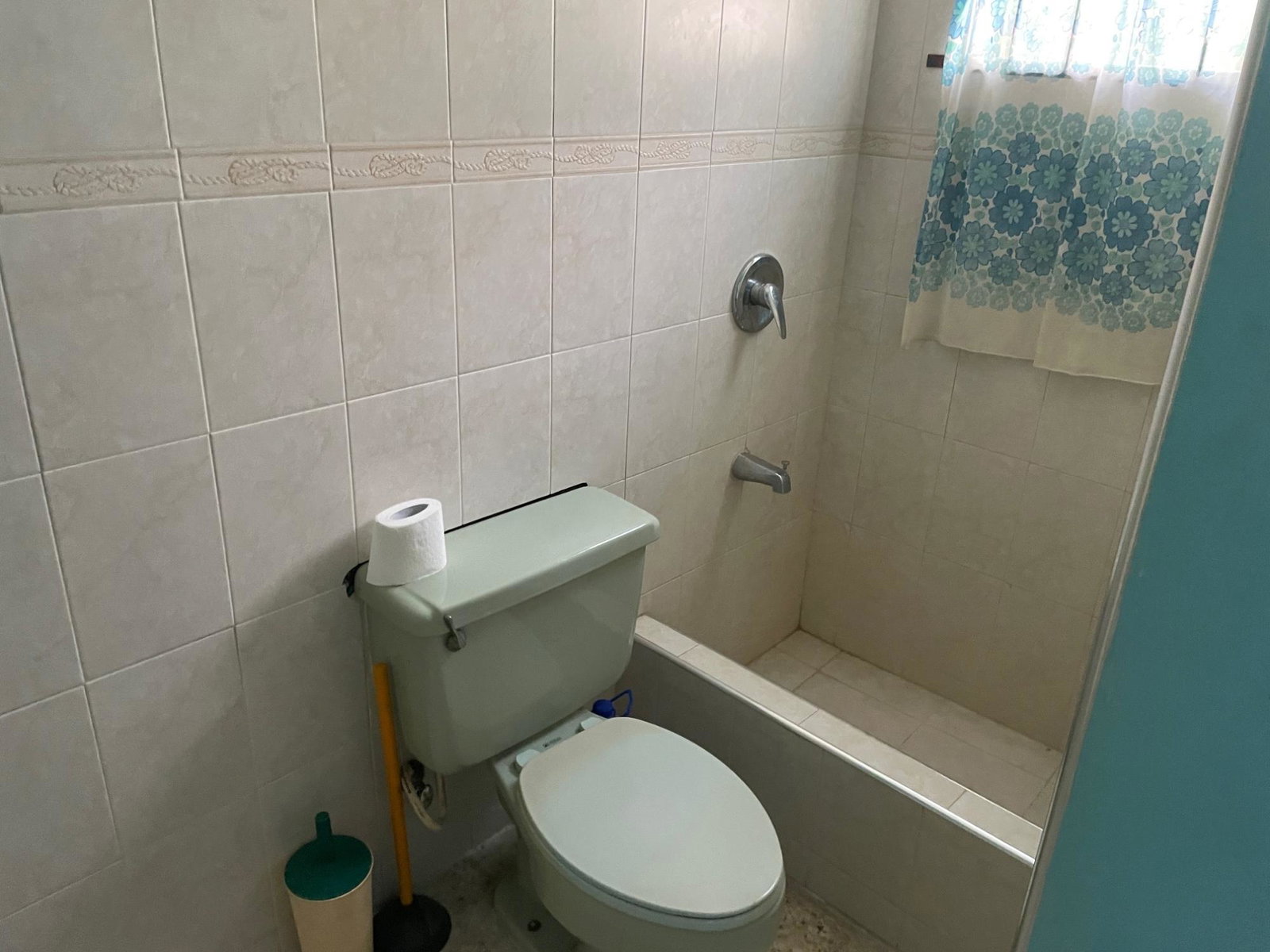 4-Bedroom-Investment-House-for-Sale-in-Horizon-Park-Spanish-Town Fifth image of 40 Westminister Avenue, Hori in Horizon Park, St. Catherine, Jamaica - property is For Sale