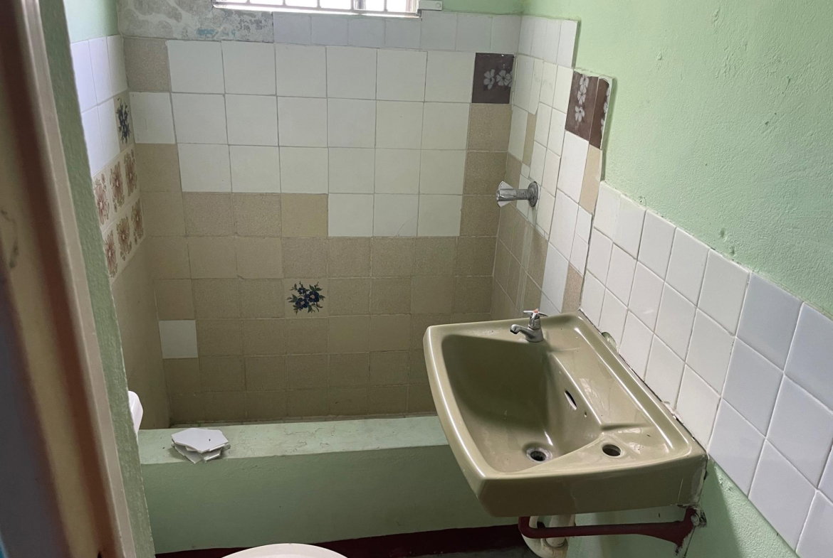 Ninth image of 40 Westminister Avenue, Hori in Horizon Park, St. Catherine, Jamaica - property is For Sale