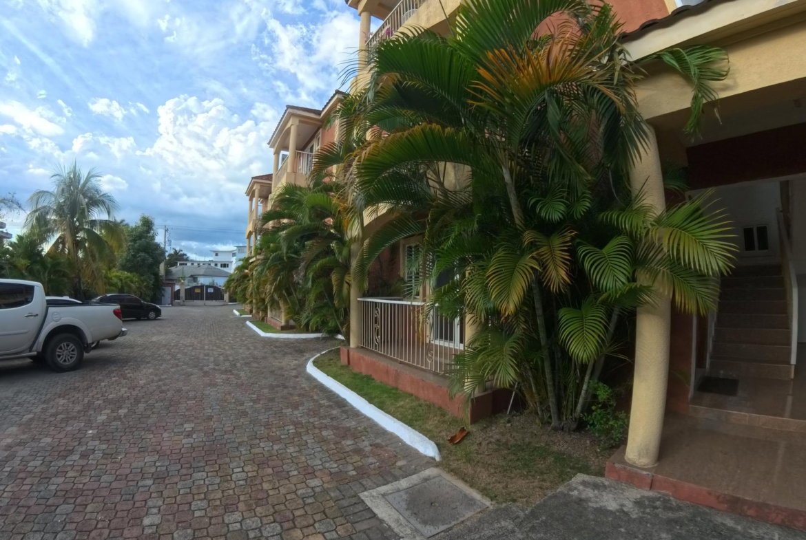 Sixth image of 11-3 University Crescent in Kingston 6, St. Andrew, Jamaica - property is For Sale