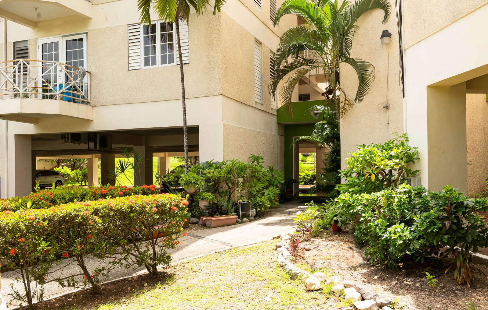 Beautiful-2-Bedroom-Apartment-for-Rent-in-St.-Andrew-Jamaica Fifth image of C17-3a Torrie Avenue in Kingston 8, St. Andrew, Jamaica - property is For Rent