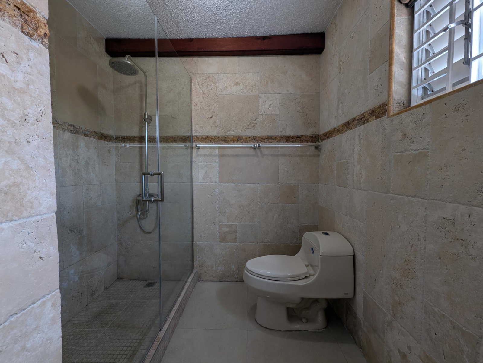 Beautiful-Townhouse-for-Rent-in-Kingston-8-Heathwood-Manor Fifth image of 14-8 Mignotte Place in Kingston 8, St. Andrew, Jamaica - property is For Rent
