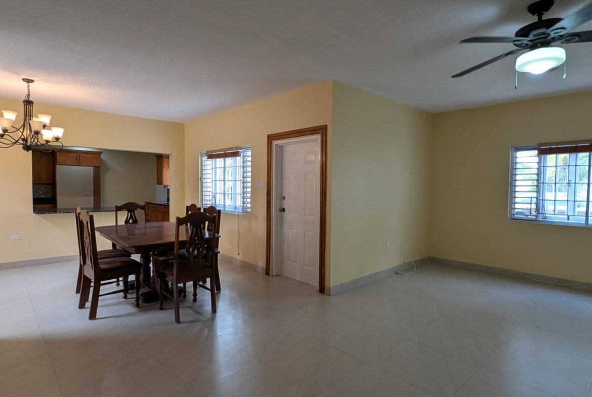 Seventh image of 14-8 Mignotte Place in Kingston 8, St. Andrew, Jamaica - property is For Rent