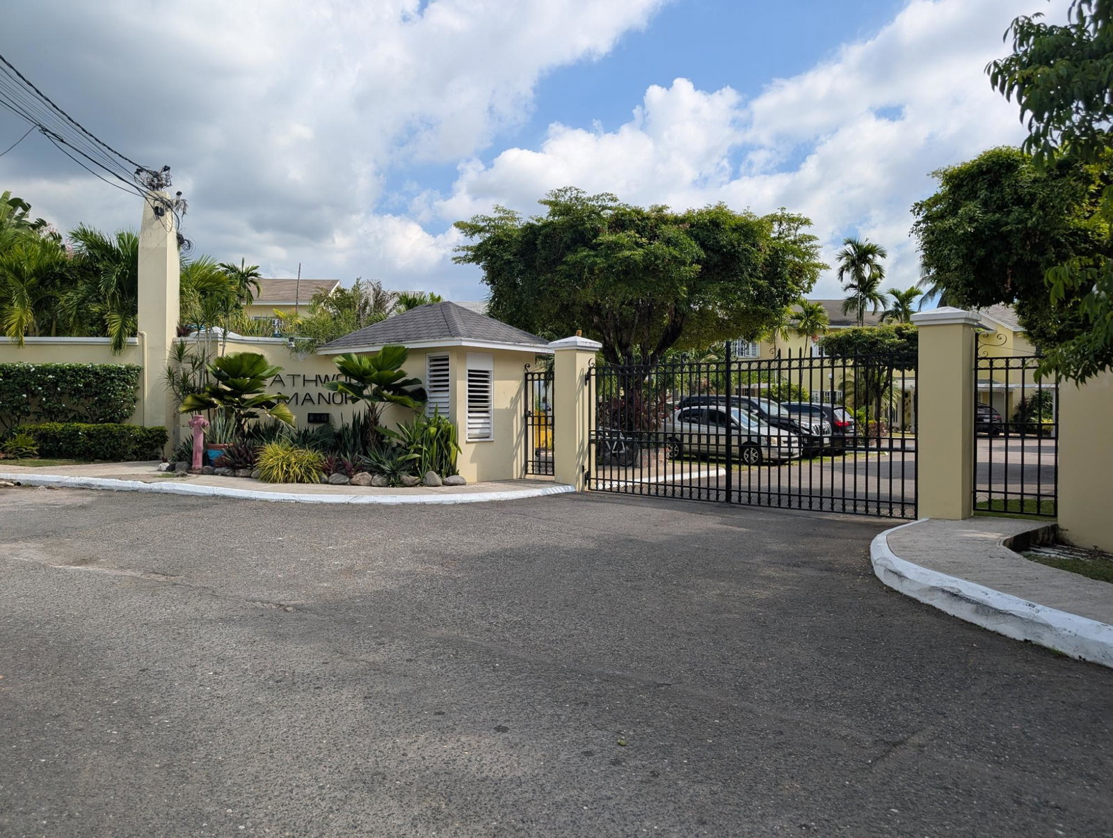 Beautiful-Townhouse-for-Rent-in-Kingston-8-Heathwood-Manor Tenth image of 14-8 Mignotte Place in Kingston 8, St. Andrew, Jamaica - property is For Rent