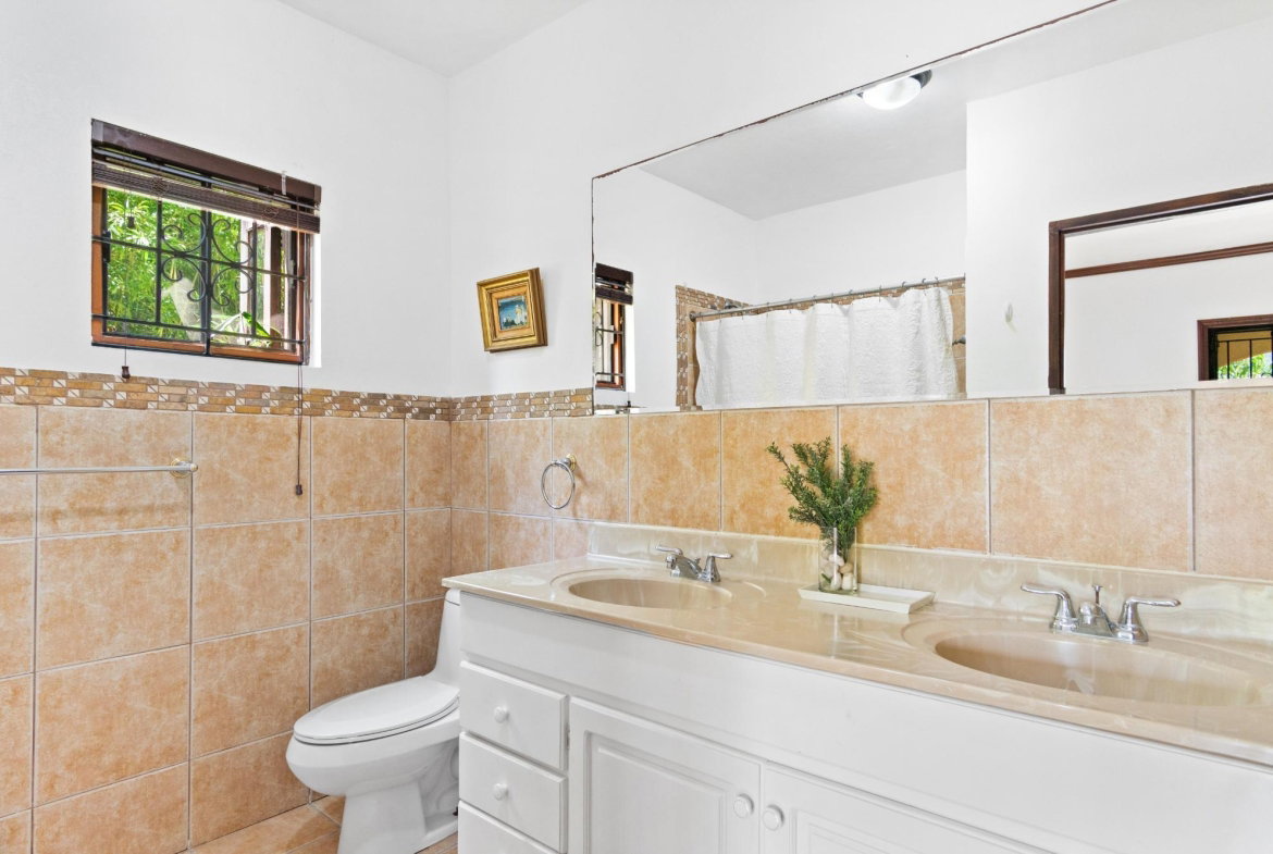 Seventh image of B1-18 Jacks Hill Road in Kingston 6, St. Andrew, Jamaica - property is For Rent