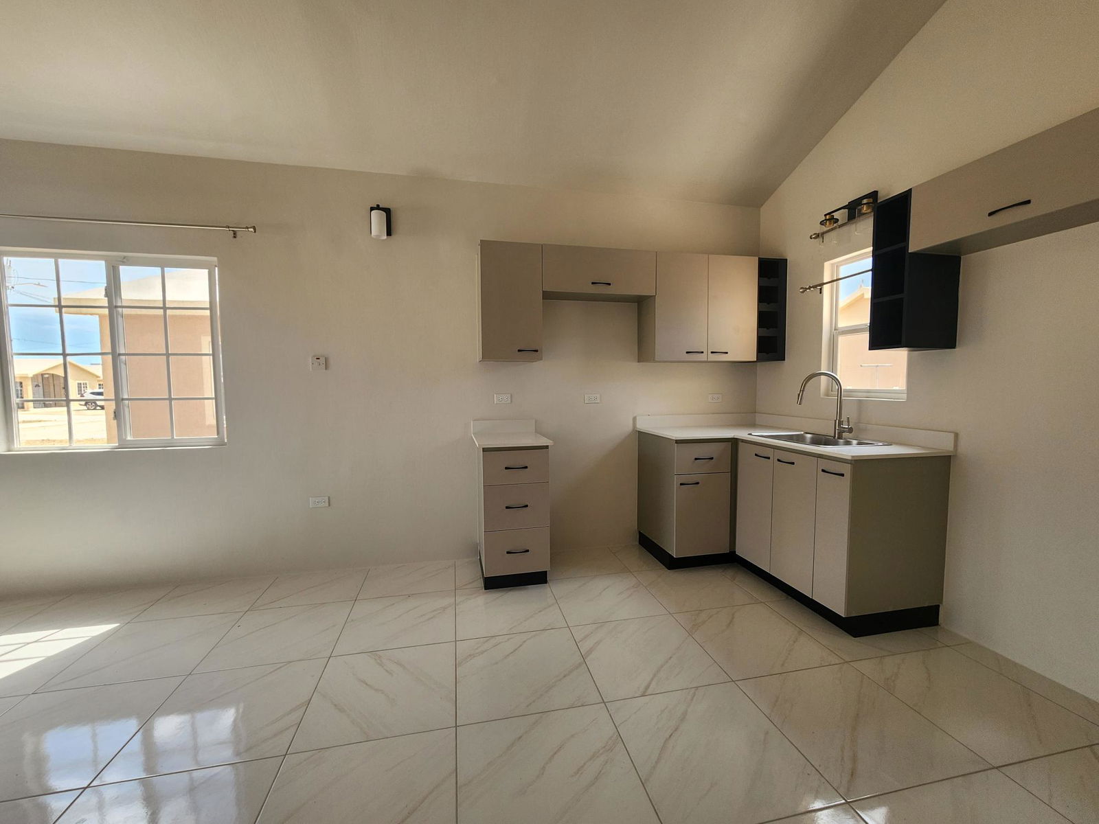 Thirteenth image of 517 Phoenix Park 2, Phase 3 in Phoenix Park, St. Catherine, Jamaica - property is For Rent