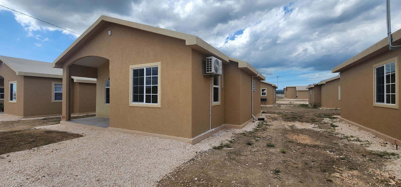 Fourth image of 517 Phoenix Park 2, Phase 3 in Phoenix Park, St. Catherine, Jamaica - property is For Rent