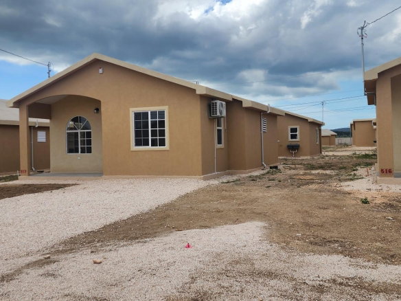 First image of 517 Phoenix Park 2, Phase 3 in Phoenix Park, St. Catherine, Jamaica - property is For Rent