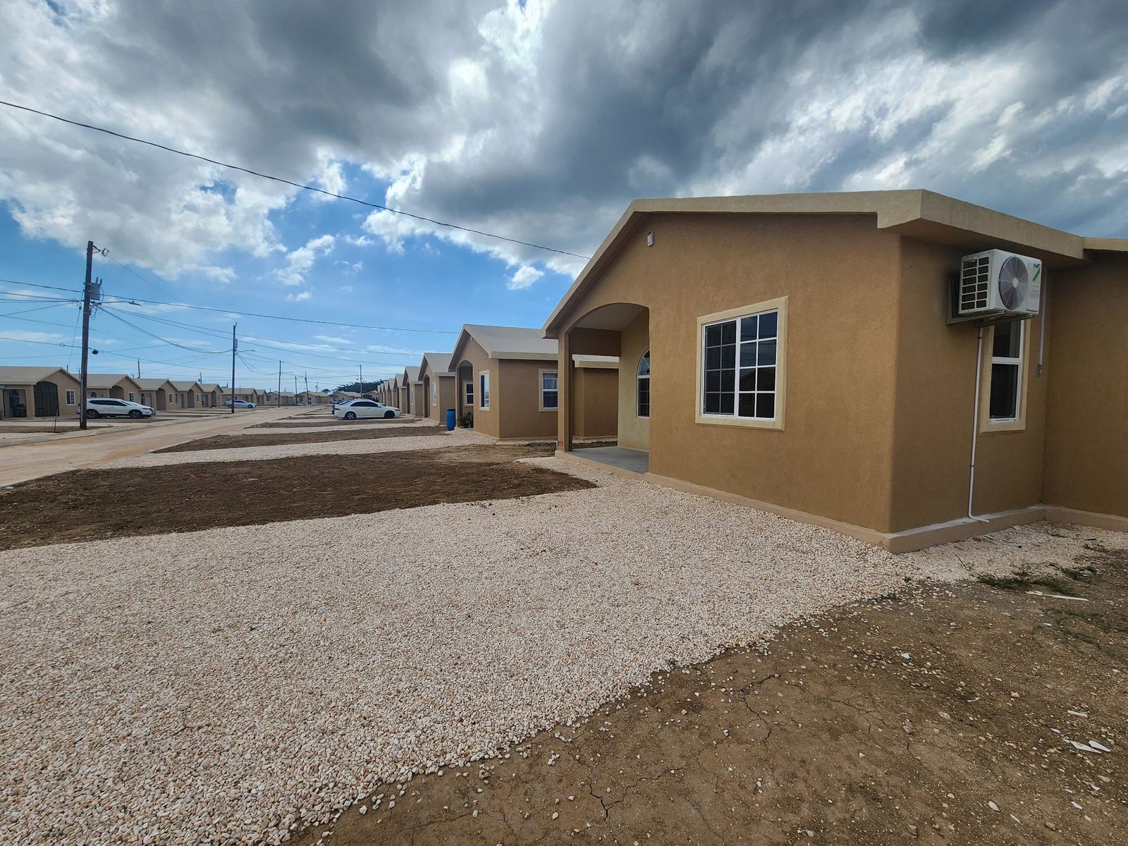Seventh image of 517 Phoenix Park 2, Phase 3 in Phoenix Park, St. Catherine, Jamaica - property is For Rent