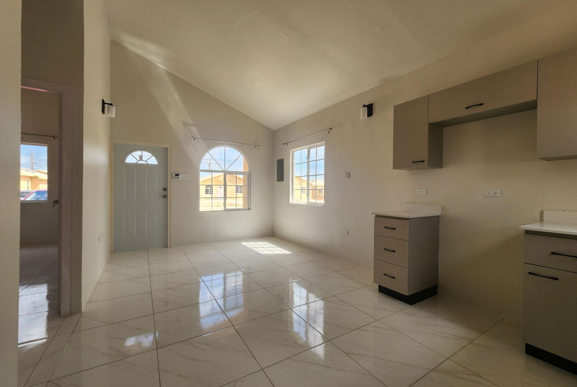 Ninth image of 517 Phoenix Park 2, Phase 3 in Phoenix Park, St. Catherine, Jamaica - property is For Rent