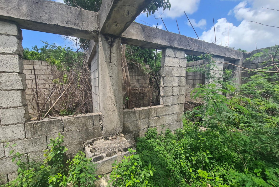 Fourteenth image of Rosehall Boulevard in Freetown, Clarendon, Jamaica - property is For Sale