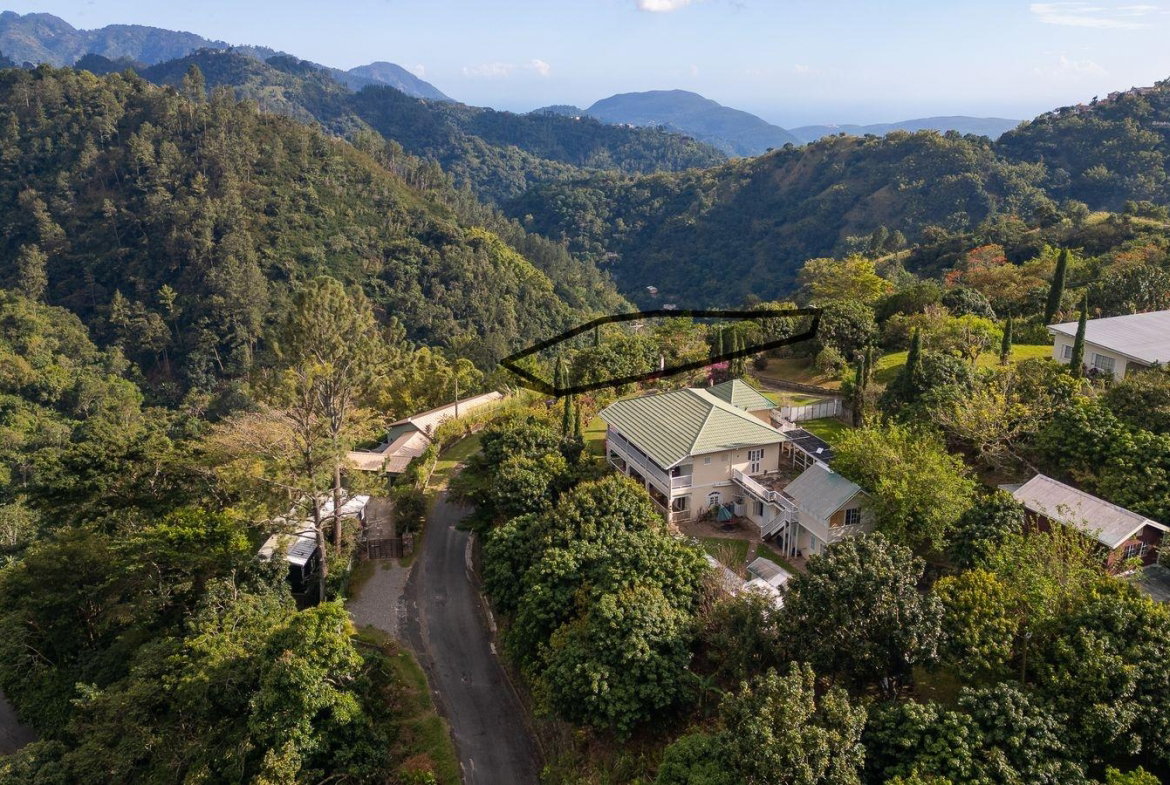 Fifteenth image of Peters Rock in Kingston 8, St. Andrew, Jamaica - property is For Sale