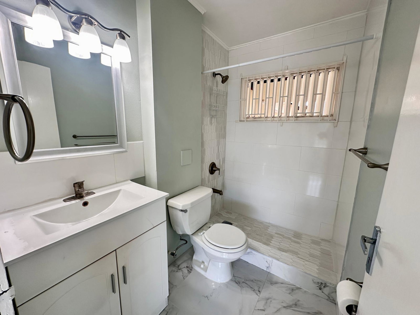 Thirteenth image of 10a West Kings House Road in Kingston 10, St. Andrew, Jamaica - property is For Rent