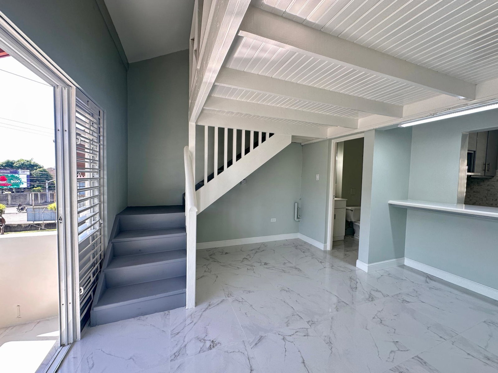 Twenty-Second image of 10a West Kings House Road in Kingston 10, St. Andrew, Jamaica - property is For Rent