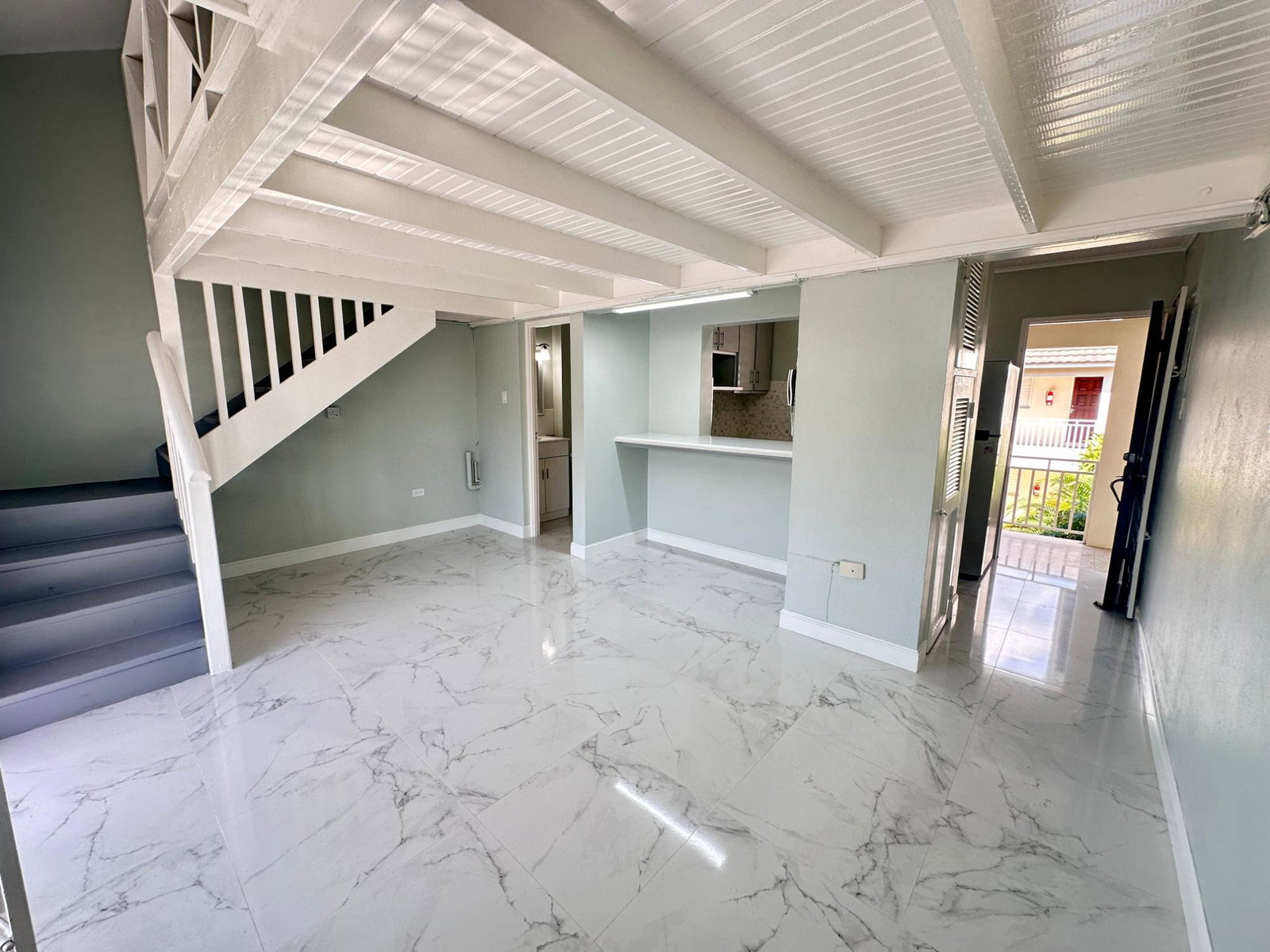 Ninth image of 10a West Kings House Road in Kingston 10, St. Andrew, Jamaica - property is For Rent