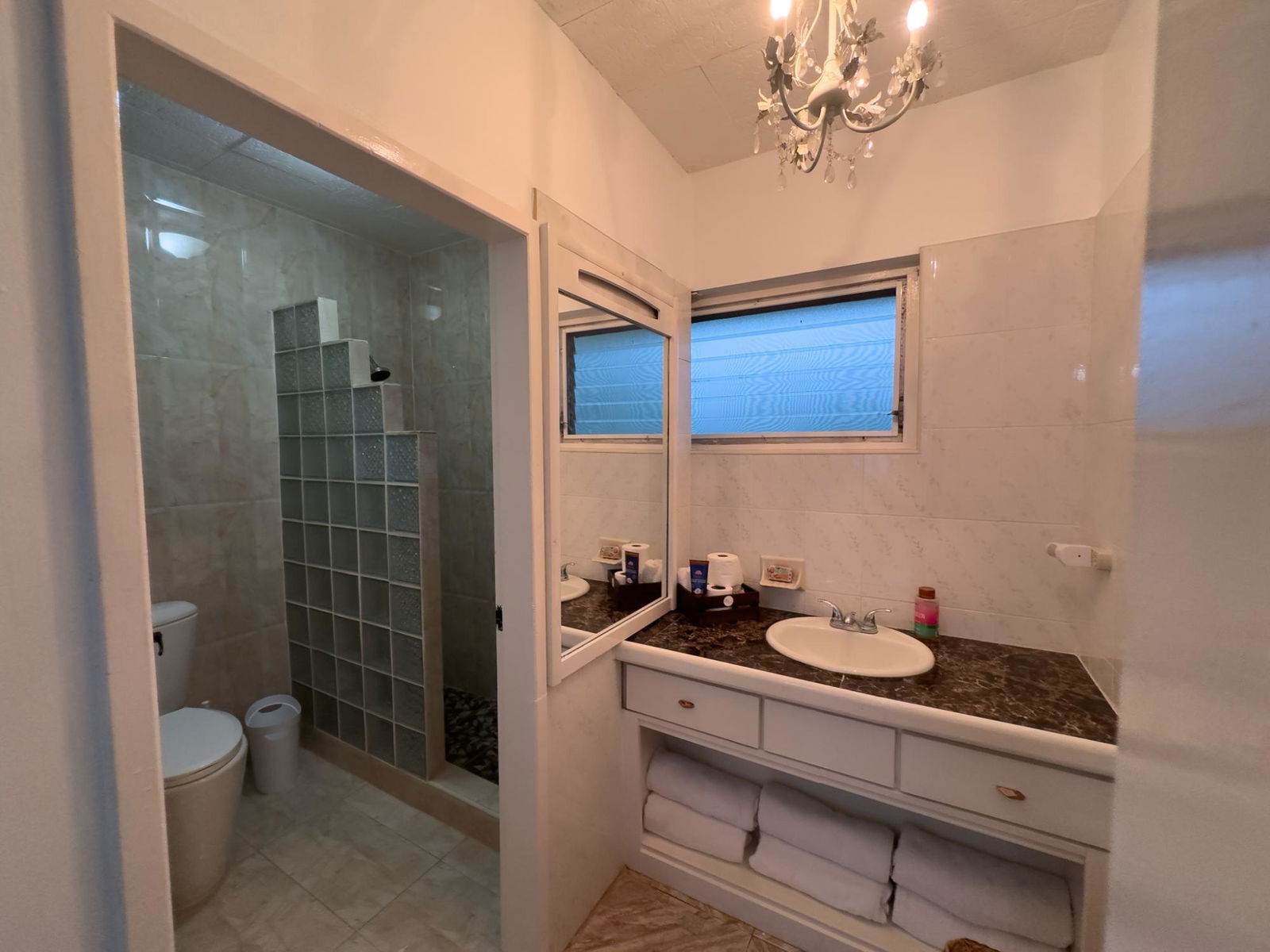 Fifth image of 424- Main Street in Ocho Rios, St. Ann, Jamaica - property is For Rent