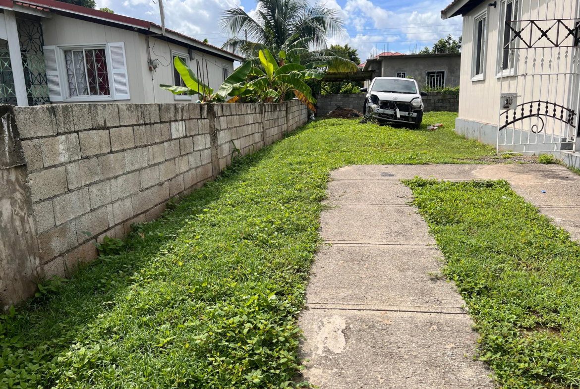 Seventh image of Aricury Close, Villa Palm in Villa Palm Estate, St. Catherine, Jamaica - property is For Sale