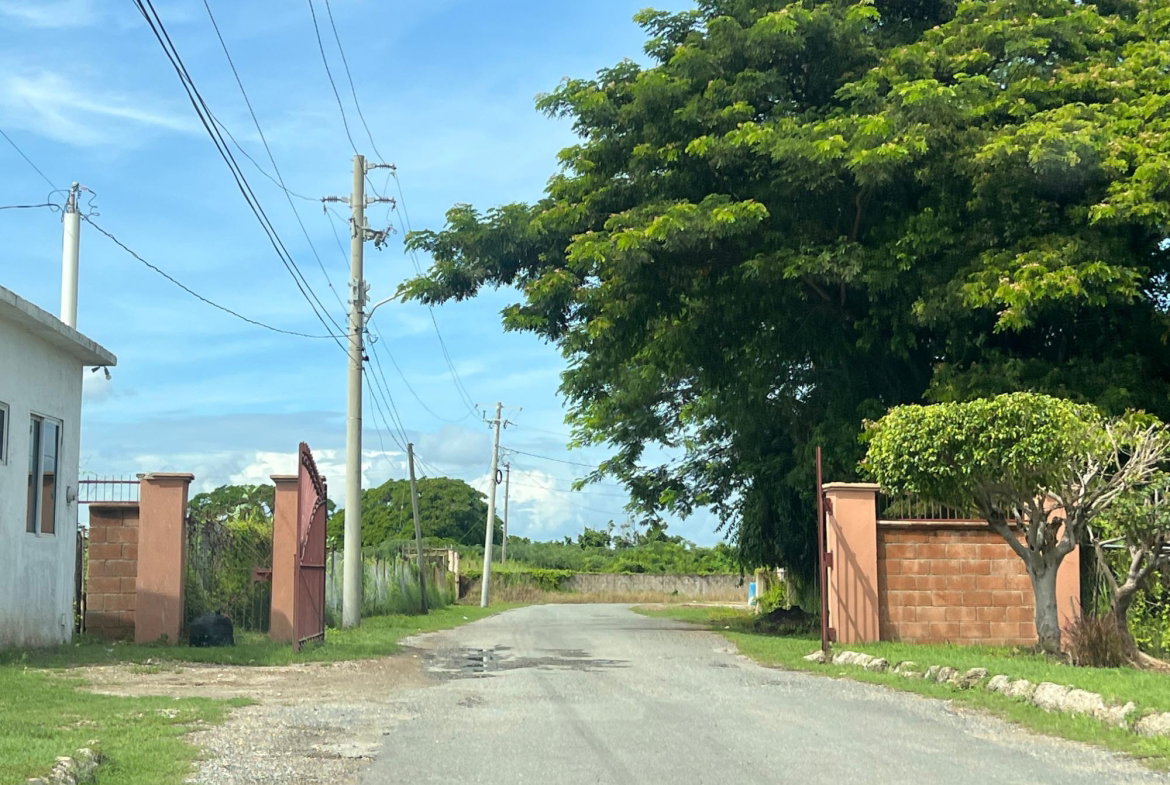 Tenth image of Aricury Close, Villa Palm in Villa Palm Estate, St. Catherine, Jamaica - property is For Sale