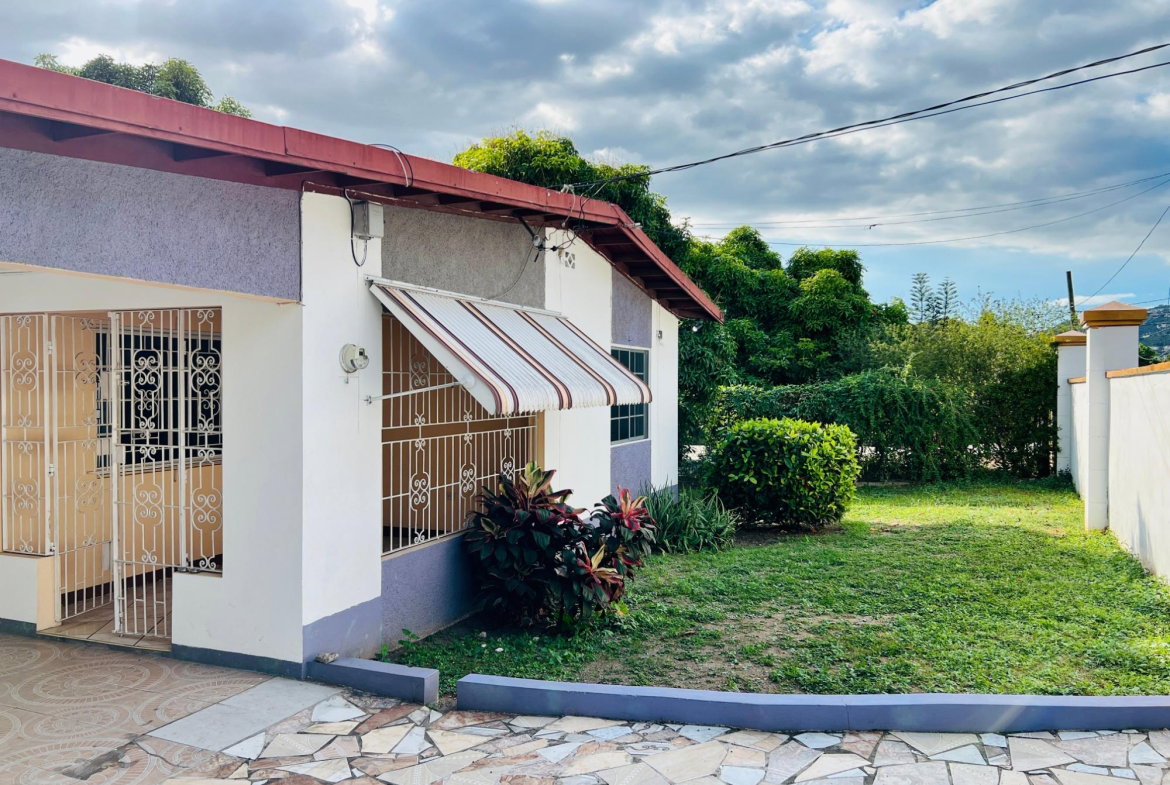 Fourth image of 9 Red Hills Terrace in Kingston 20, St. Andrew, Jamaica - property is For Rent