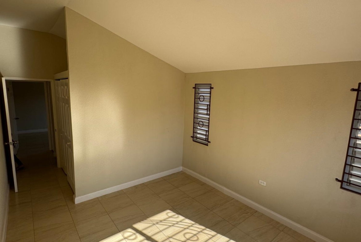 Fifth image of Lot 1054 Vermont Silver Sun Estate in Innswood, St. Catherine, Jamaica - property is For Rent